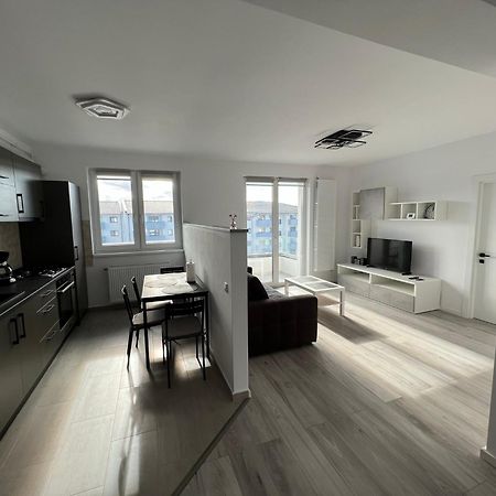 Arini Cozy Corner Apartment Selimbar Ngoại thất bức ảnh