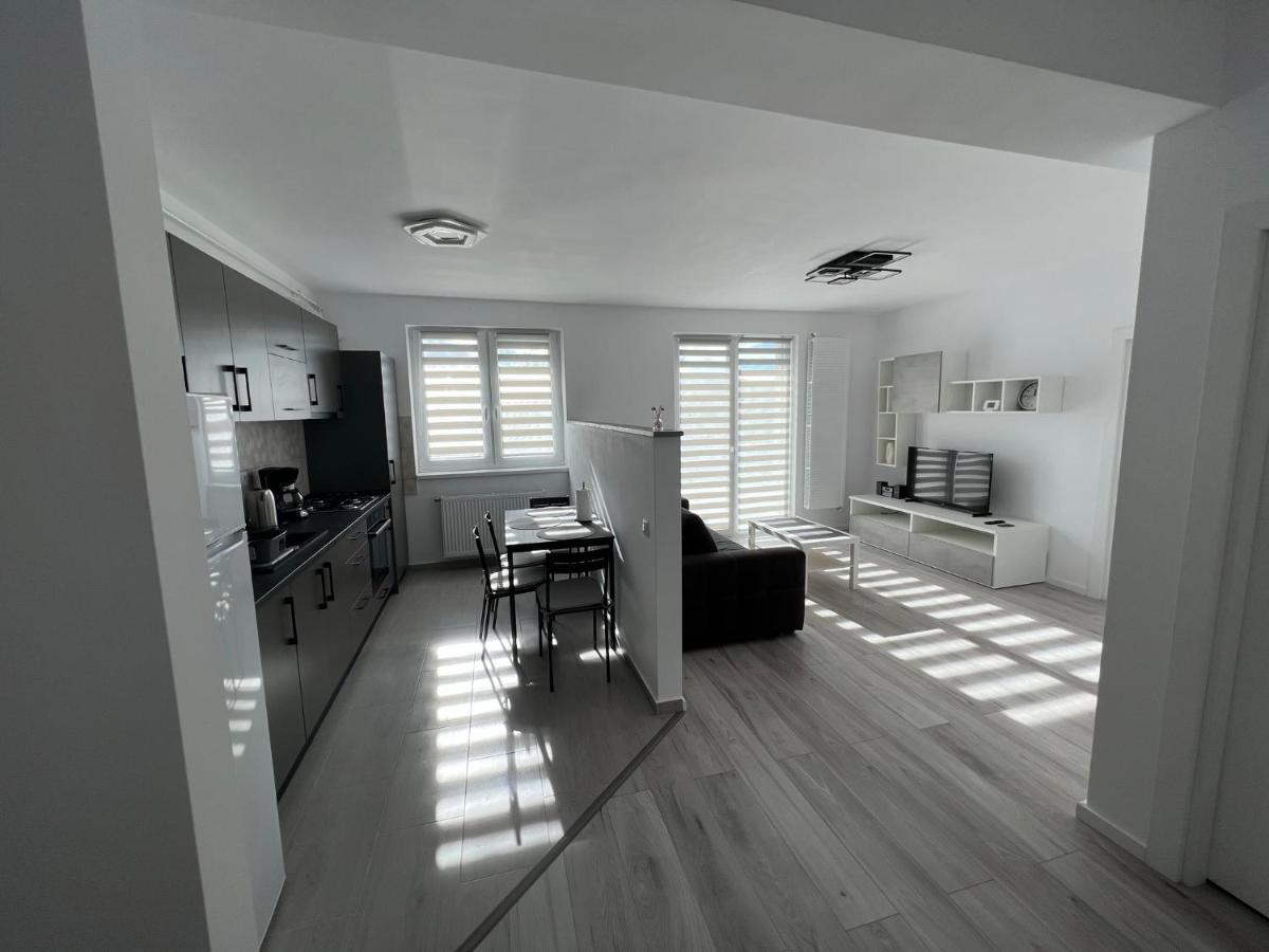 Arini Cozy Corner Apartment Selimbar Ngoại thất bức ảnh